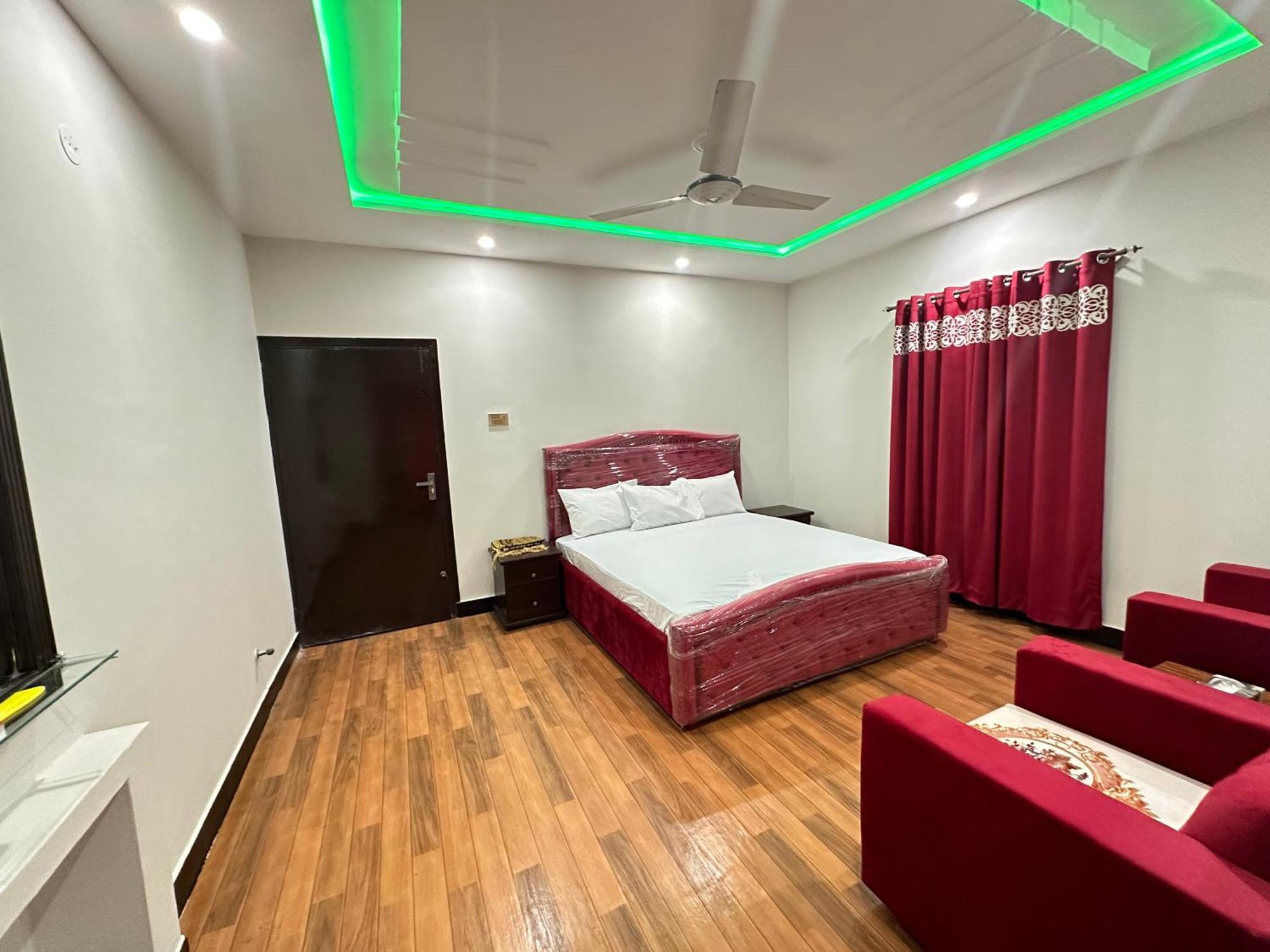 Decent Lodge Guest House Islamabad Exterior foto